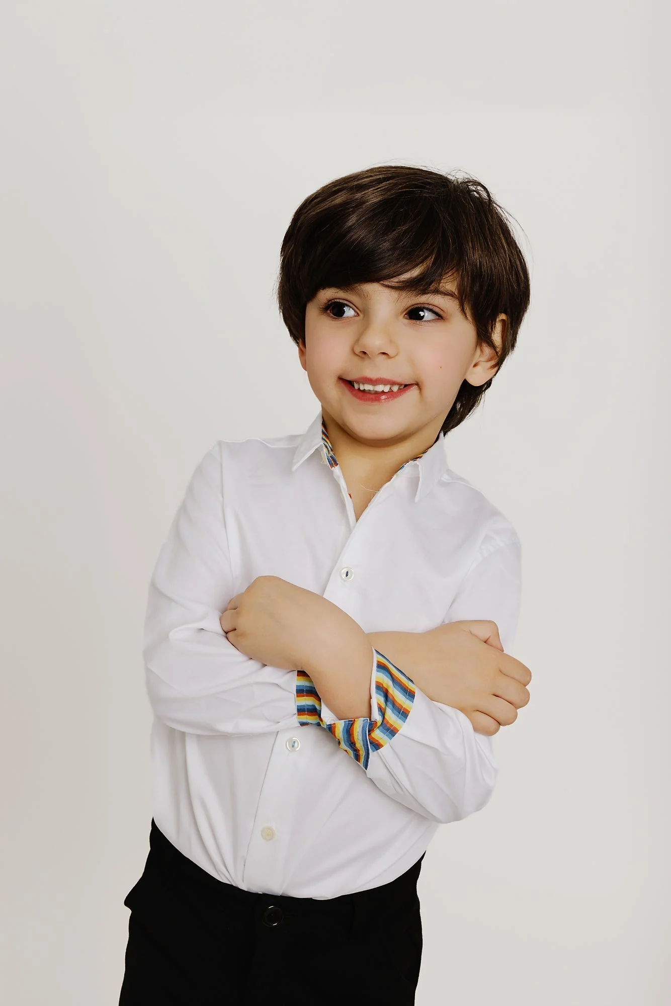 White Shirt With Colorful Contrast - Image 2